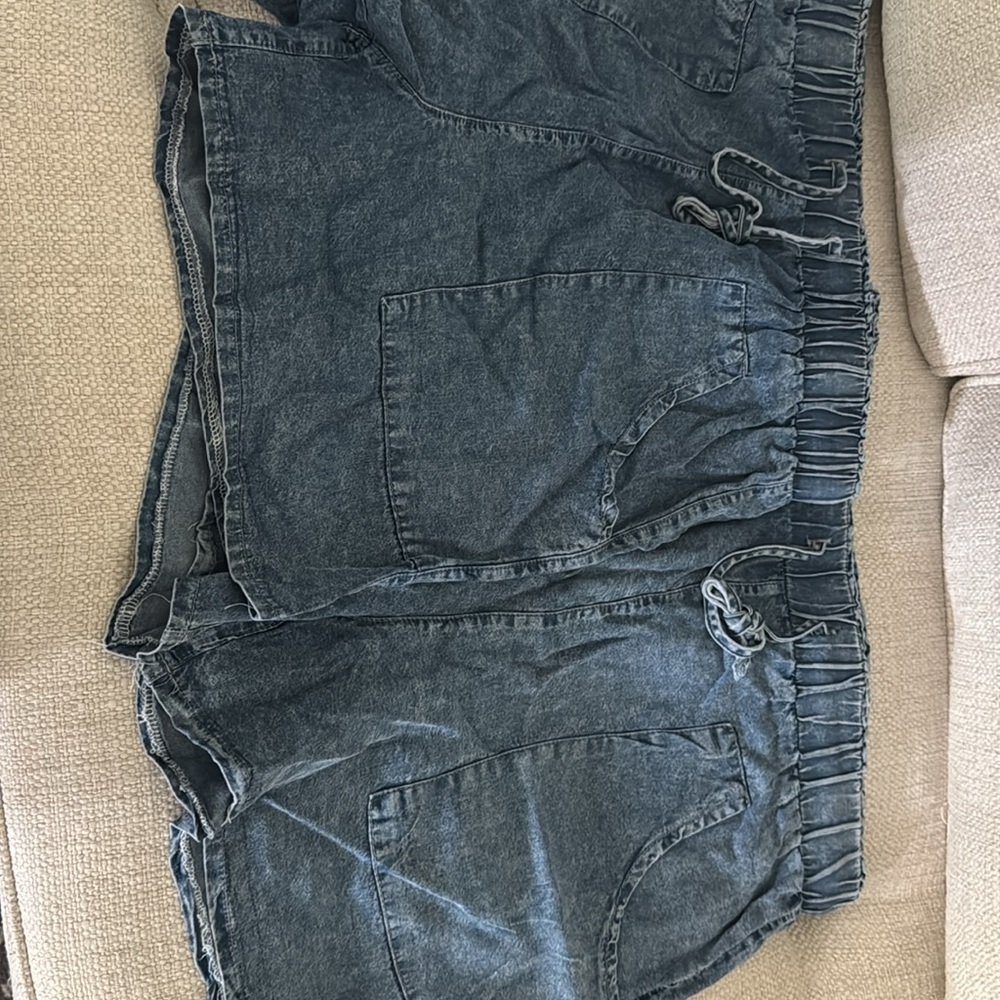 Medium denim wash casual comfy two piece matching set - Picture 6 of 8
